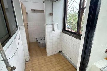 Flat Taman Ungku Tun Aminah