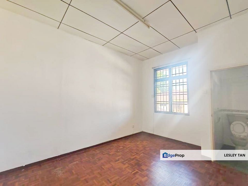 Taman Desa Tebrau Double Storey Terrace House, Johor, Johor Bahru