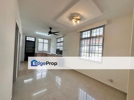 Jalan Indah 1 @ Bukit Indah / Single Storey Terrace House End Lot / For Rent, Johor, Bukit Indah