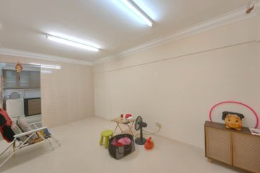 Flat Taman Plentong Utama