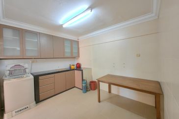 Flat Taman Plentong Utama