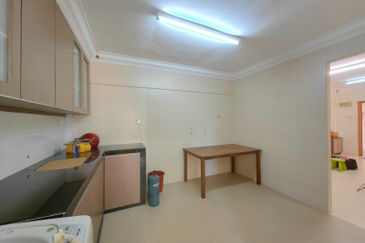 Flat Taman Plentong Utama