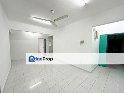 Melawis Apartment @ Taman Universiti / 5 Bedroom 2 Bathroom, Johor, Skudai