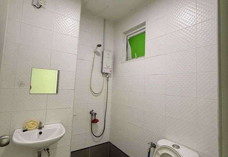 Seasons Luxury Apartments @ Amara Larkin