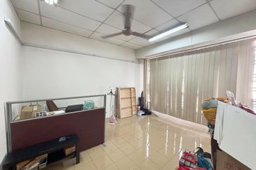 Taman Austin Perdana