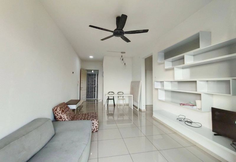 Seasons Luxury Apartments @ Amara Larkin