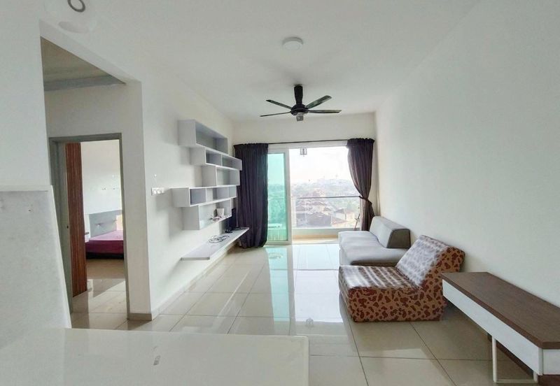 Seasons Luxury Apartments @ Amara Larkin