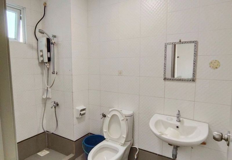 Seasons Luxury Apartments @ Amara Larkin