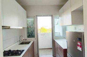 Seasons Luxury Apartments @ Amara Larkin