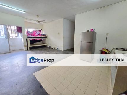 Impian Stulang Apartment Medium Cost Flat Three Bedrooms, Johor, Johor Bahru