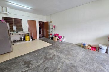 Impian Stulang Apartment