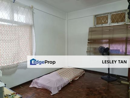 Flat Stulang Laut Ground Floor Four Bedrooms Renovated, Johor, Johor Bahru