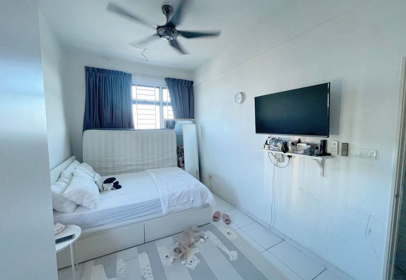 Sky Gardens Residences