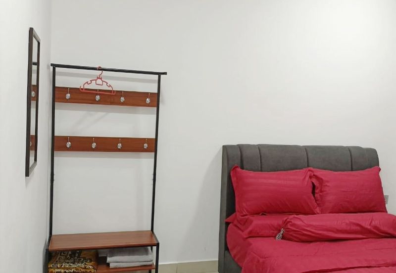 SKS Habitat Apartment, Larkin