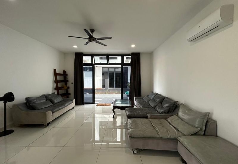 The Hills, Horizon Hills