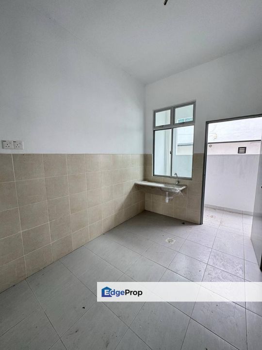 Pulai Mutiara @ Kangkar Pulai @ Double Storey Terrace House @ Partial Furnished @ For Rent, Johor, Kangkar Pulai