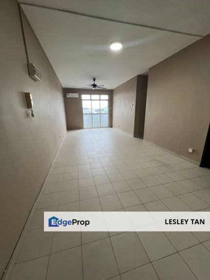 Lake View Suites / 3 Bedrooms / with Balcony / Low Floor, Johor, Johor Bahru