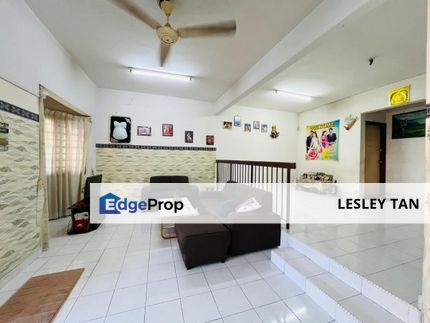 Taman Tampoi Indah / Jalan Titiwangsa / Double Storey Terrace House / Intermediate Lot / Kitchen Extended, Johor, Tampoi