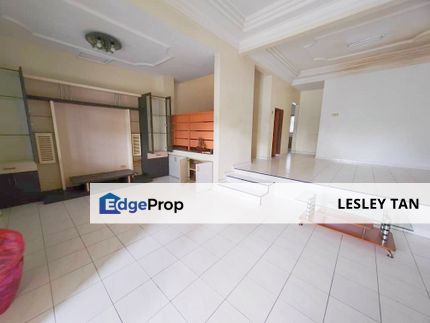 Taman Ungku Tun Aminah / Skudai / Double Storey Terrace House / Partially Furnished, Johor, Skudai