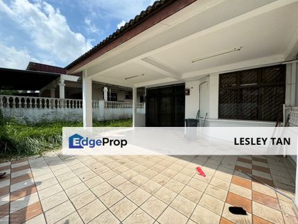 Taman Desa Skudai Single Storey House Endlot with Land, Johor, Skudai