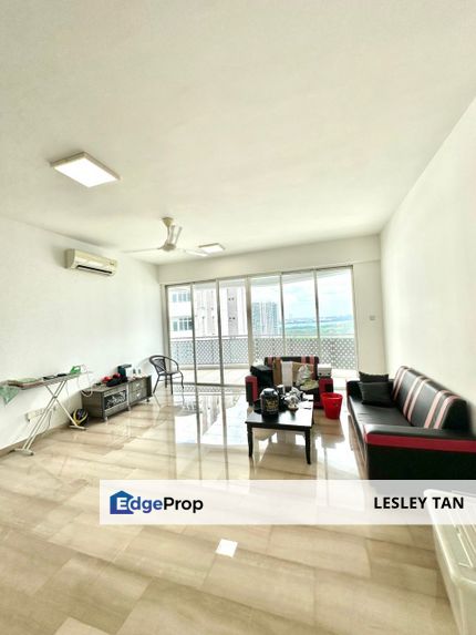 Grandview 360 Permas Service Apartment 3+1 Bedrooms Fully Furnished With Big Balcony, Johor, Johor Bahru