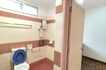 Jalan Mutiara Emas 3/20