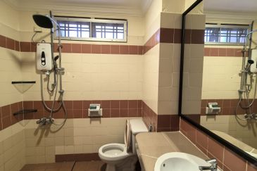 Jalan Mutiara Emas 3/20