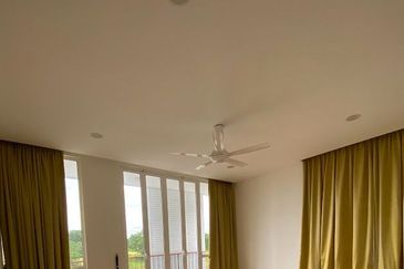 Emerald Bay @ Puteri harbour