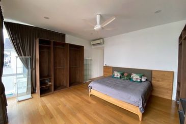 Emerald Bay @ Puteri harbour