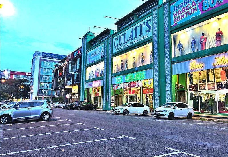 Pusat Perdagangan Danga Utama