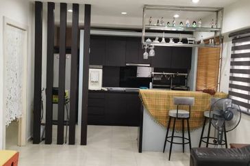 Bangunan Duta Impian (The Embassy Suites)