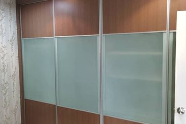 Bangunan Duta Impian (The Embassy Suites)