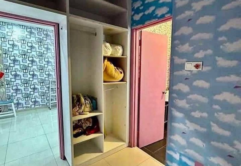 Seri Austin Luxury Apartment