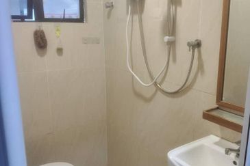 Austin Residence @Taman Mount Austin