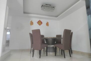 Austin Residence @Taman Mount Austin