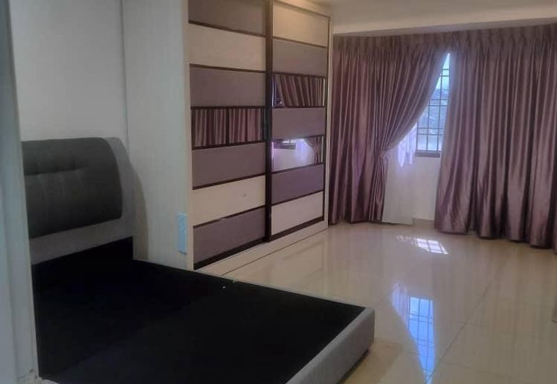 Austin Residence @Taman Mount Austin