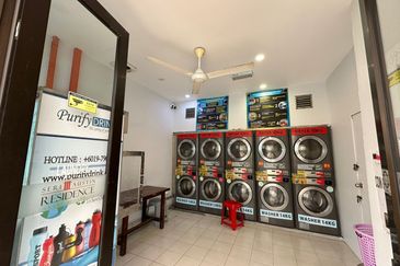 Seri Austin Luxury Apartment