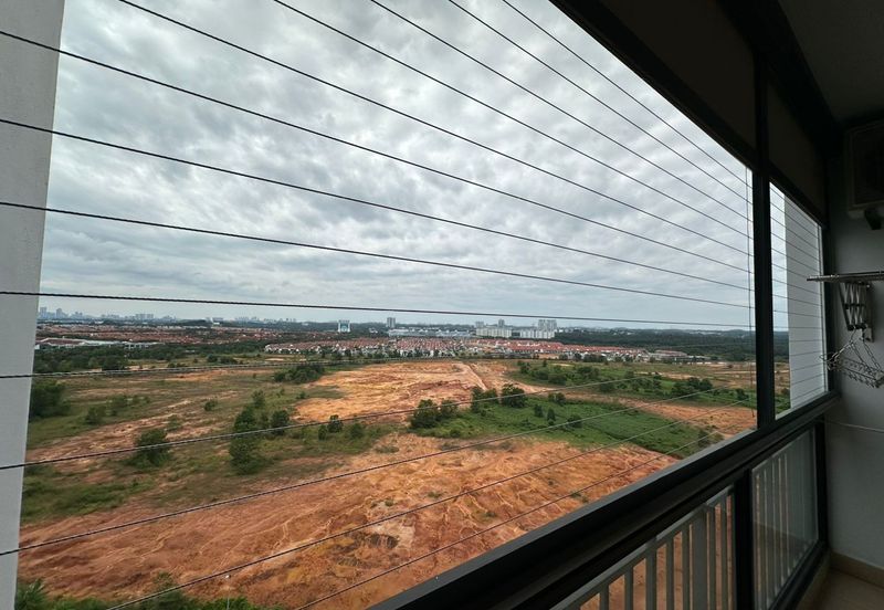 Seri Austin Luxury Apartment