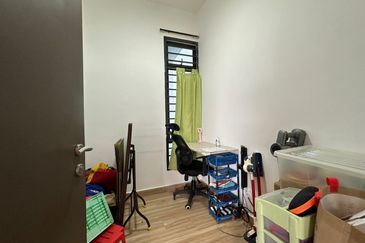 Seri Austin Luxury Apartment