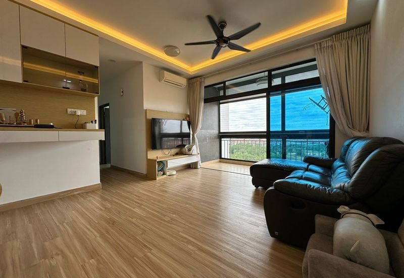 Seri Austin Luxury Apartment