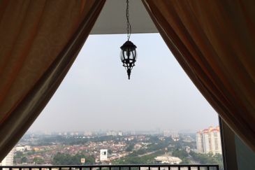 Dedaun Hijau (Greenfield Regency)