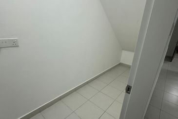 Suria 2 @ Sebana Cove