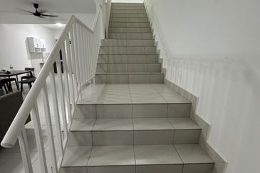 Suria 2 @ Sebana Cove