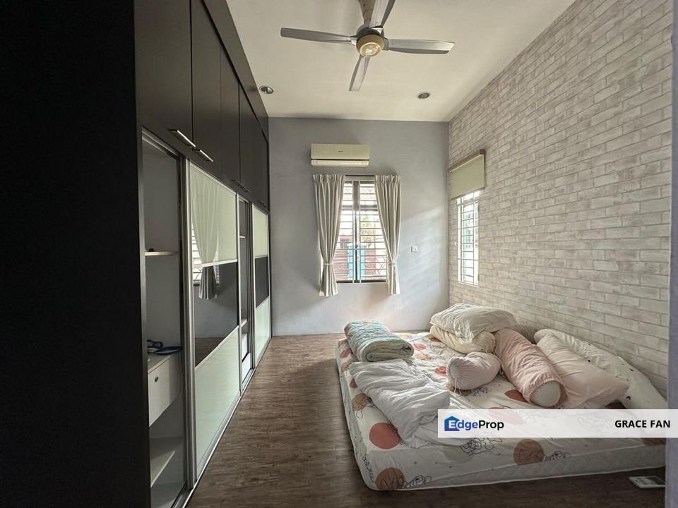 Taman Kiaramas Kluang 1-Storey Cluster for Sale, Johor, Kluang