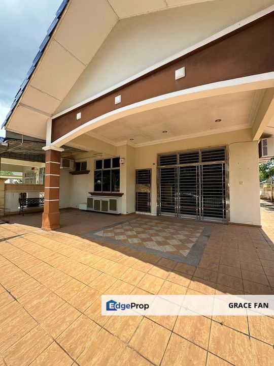 Taman Delima 2 Kluang  1-Storey Semi D for sale, Johor, Kluang