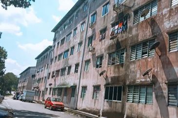 Taman Flora Heights Flat