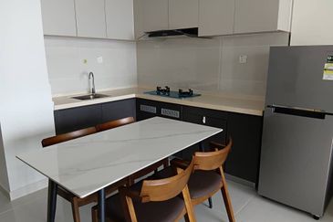 Baypoint @ Country Garden Danga Bay