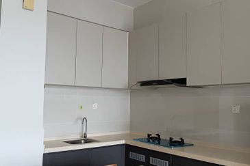 Baypoint @ Country Garden Danga Bay