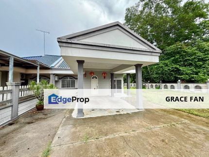 Taman Delima Semi-D Corner Lot House For Sale, Johor, Kluang