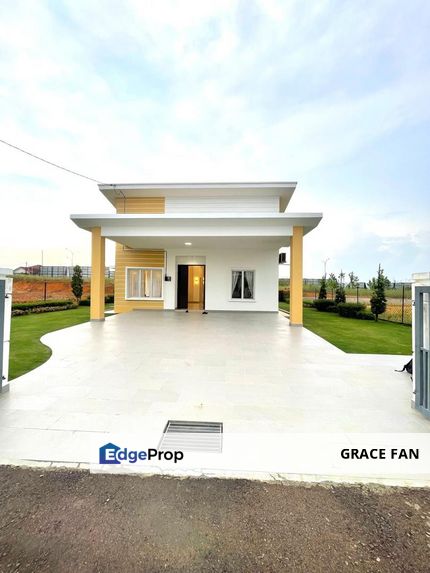 Single Storey Bungalow House for Rent, Johor, Kluang
